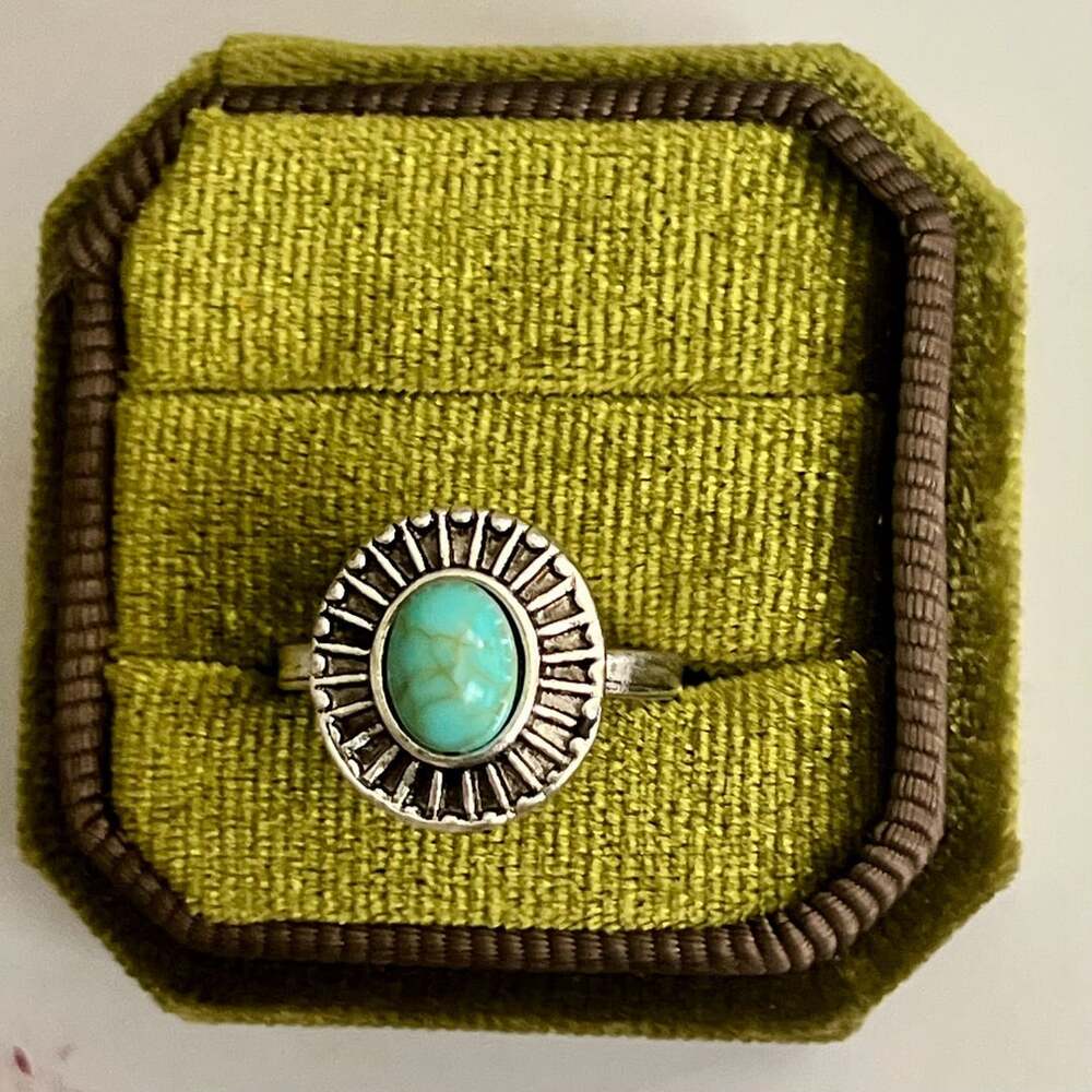Vintage Turquoise Titanium Steel Silver Statement Ring – Size 6